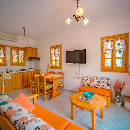 Orange House For Big Families In Damouchari - Delicious Houses Exteriör bild
