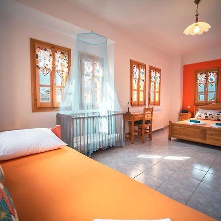Orange House For Big Families In Damouchari - Delicious Houses Exteriör bild