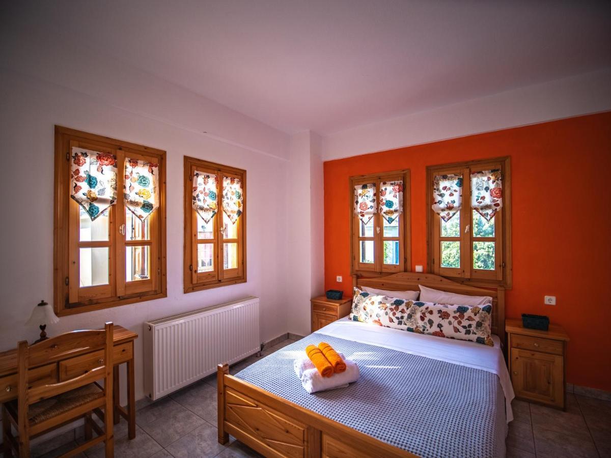 Orange House For Big Families In Damouchari - Delicious Houses Exteriör bild