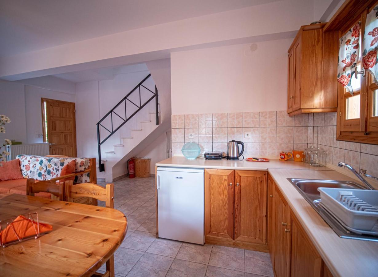 Orange House For Big Families In Damouchari - Delicious Houses Exteriör bild