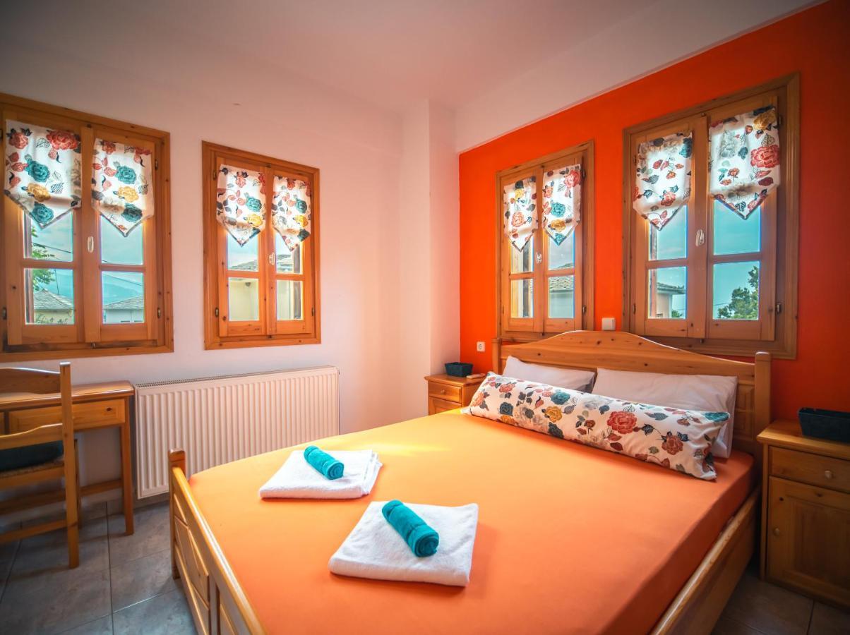 Orange House For Big Families In Damouchari - Delicious Houses Exteriör bild
